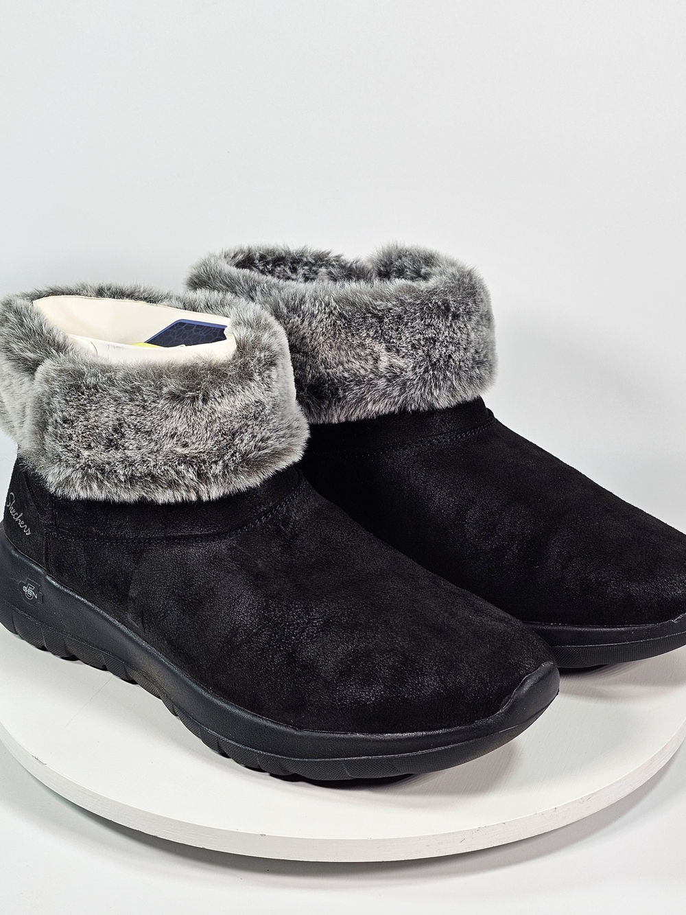 Skechers Women's On The GO Joy Winter Boots Black Size 9M